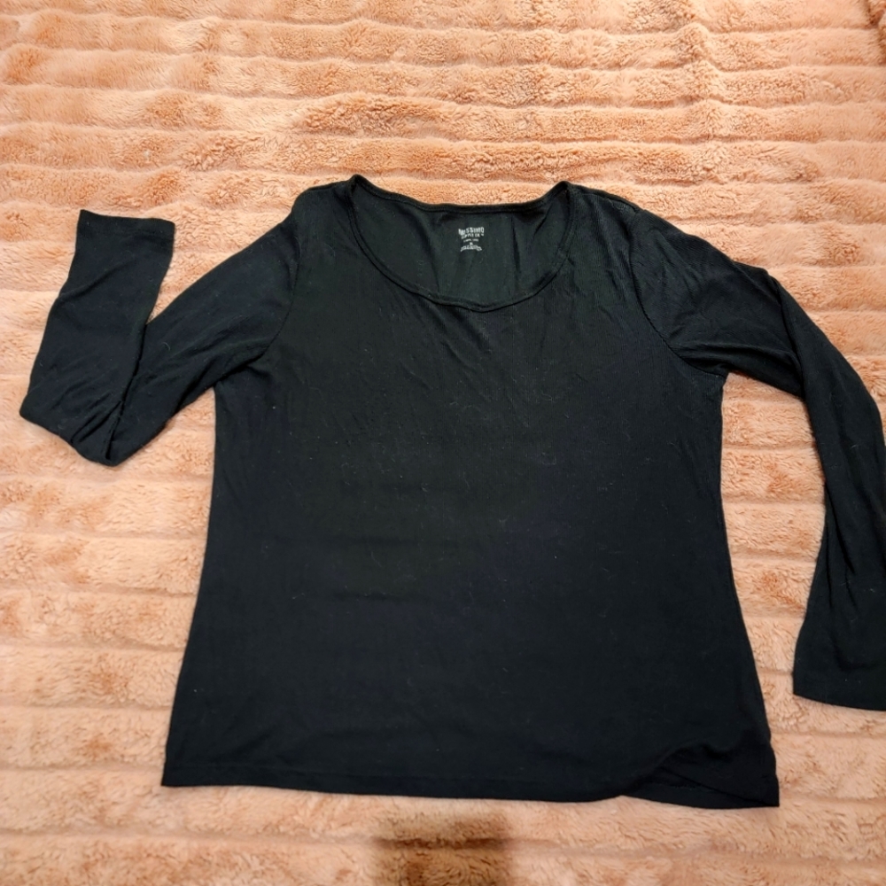 Black Long sleeve Top XL